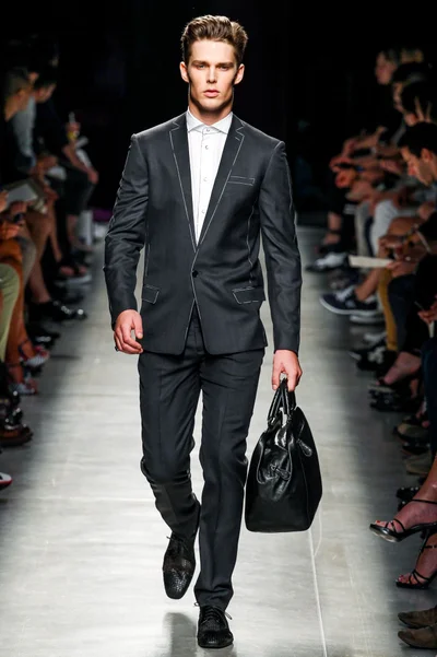Look 5